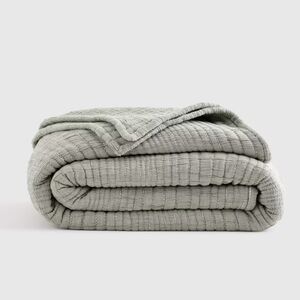 Quince Organic Cotton Channel Coverlet NEW King / Cal King Green